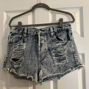 MINKPINK Acid Wash High Waist Denim Jean Shorts cut offs L button fly distressed